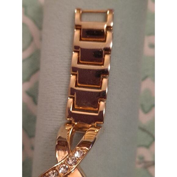 Style & Co Crystal Jeweled Watch Goldtone Pearl Face Watch - Picture 10 of 12